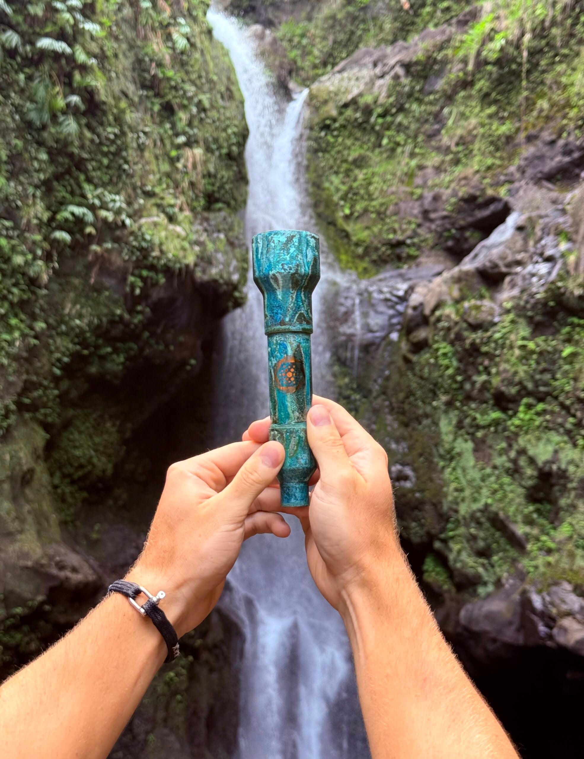 AQUA ENERGIZER™ Portable Structured Water Device